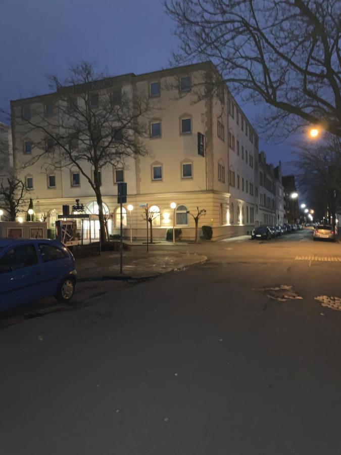 Sudstadt-Fewo Mit Grossem Balkon Nahe City Und Meer - Uber Den Dachern Von Whv Вильгельмсхафен Экстерьер фото