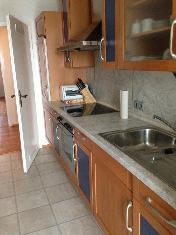 Sudstadt-Fewo Mit Grossem Balkon Nahe City Und Meer - Uber Den Dachern Von Whv Вильгельмсхафен Экстерьер фото